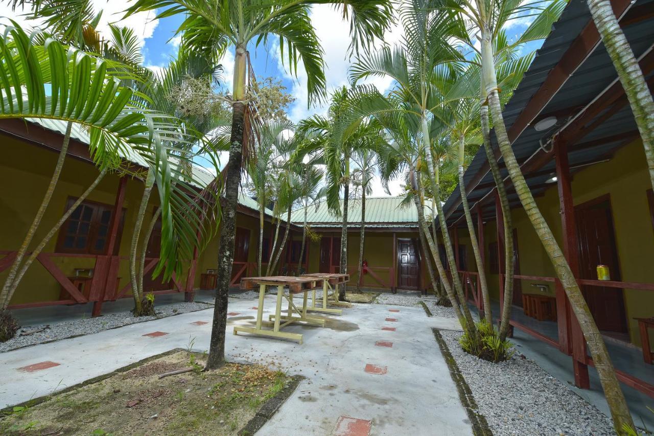 Collection O 90622 Sehijau Cenang Hotel Pantai Cenang  Exterior foto